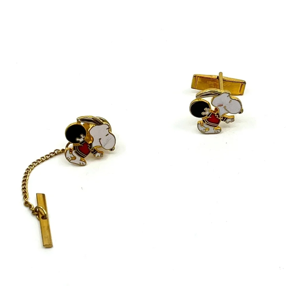 Vintage Snoopy Cufflink Tie Tack Set‎ Enamel Gold Tone Peanuts Character Comic
